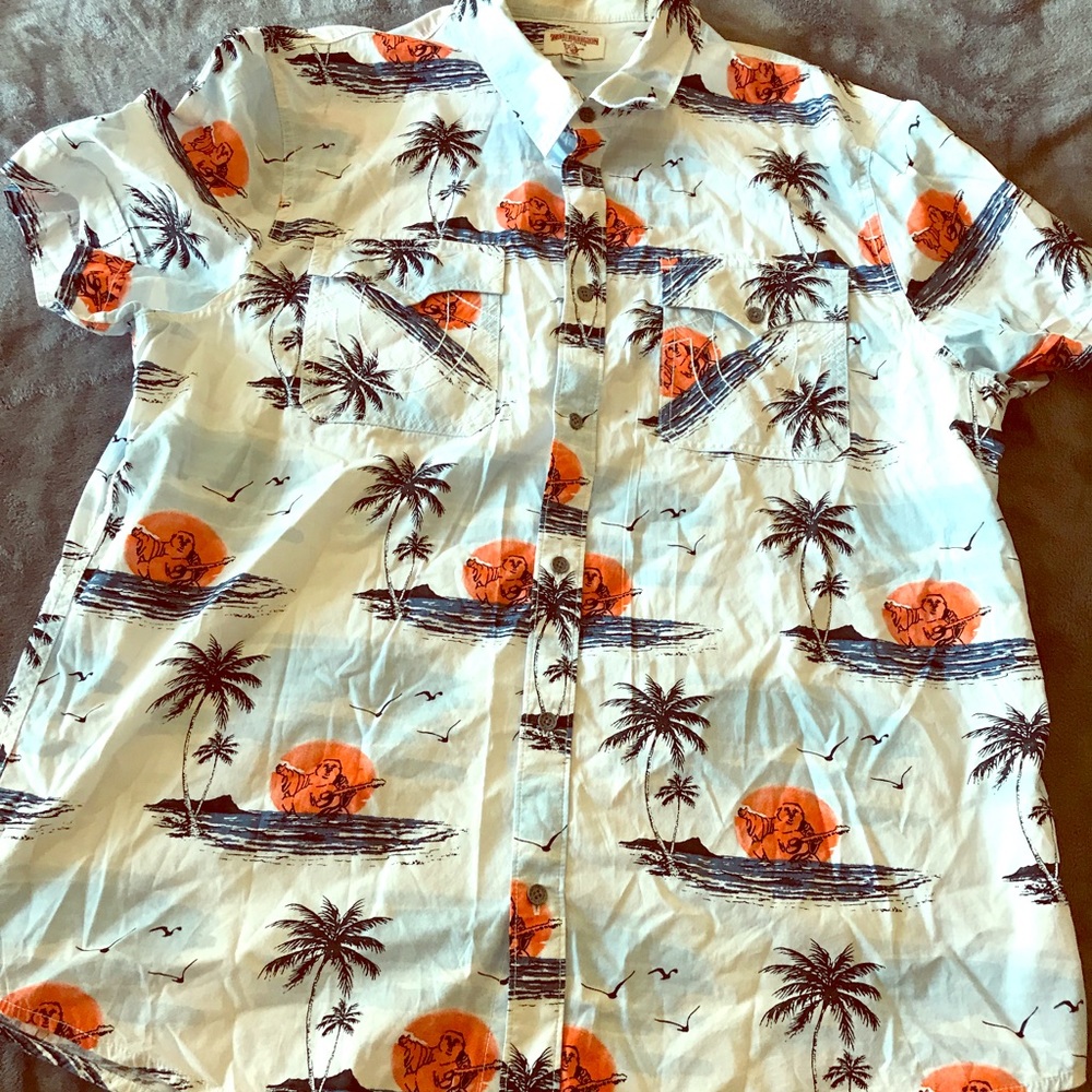 Short sleeve button up shirt